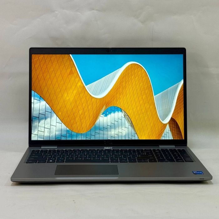 Ноутбук Dell Latitude 5530 / 15.6" (1920x1080) IPS / Intel Core i5-1235U (10 (12) ядер по 1.3 - 4.4 GHz) / 16 GB DDR4 / 512 GB SSD / Intel Iris Xe Graphics / WebCam / LTE / Windows 11 Pro б/в - зображення 2