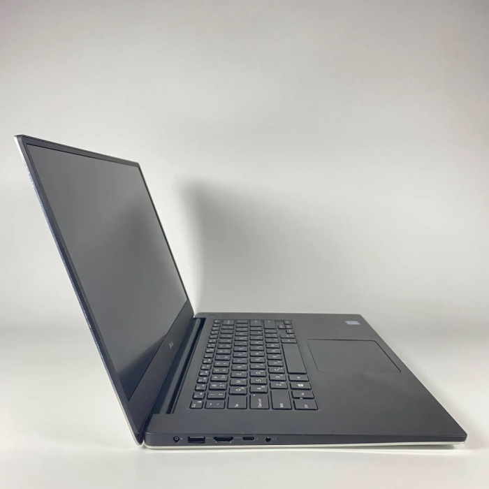 Мобільна робоча станція Dell Precision 5530 / 15,6" (1920x1080) IPS / Intel Core i7-8850H (6 (12) ядра по 2,6 - 4,3 ГГц) / 16 ГБ DDR4 / 512 ГБ SSD / nVidia Quadro P2000, 4 ГБ GDDR5, 128-біт / HDMI б/в - зображення 4