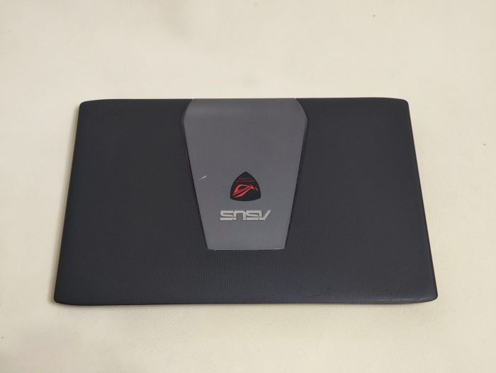 Ігровий ноутбук Asus ROG ZX50VW / 15.6" (1920x1080) TN / Intel Core i7-6700HQ (4 (8) ядра по 2,6 - 3,5 ГГц) / 16 ГБ DDR4 / 256 ГБ SSD / nVidia GeForce GTX 960M, 2 ГБ GDDR5, 128-біт / WebCam / DVD-ROM б/в - зображення 7