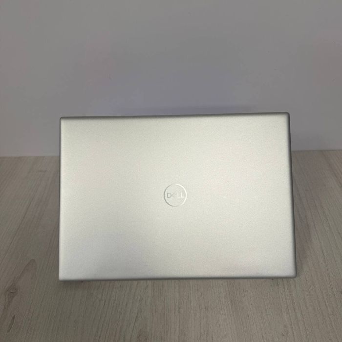 Ультрабук Dell Inspiron 5630 / 16" (1920x1080) IPS Touch / Intel Core i7-1360P (12 (16) ядер по 2.2 - 5.0 GHz) / 16 GB DDR5 / 1000 GB SSD / Intel Iris Xe Graphics / WebCam б/в - зображення 9