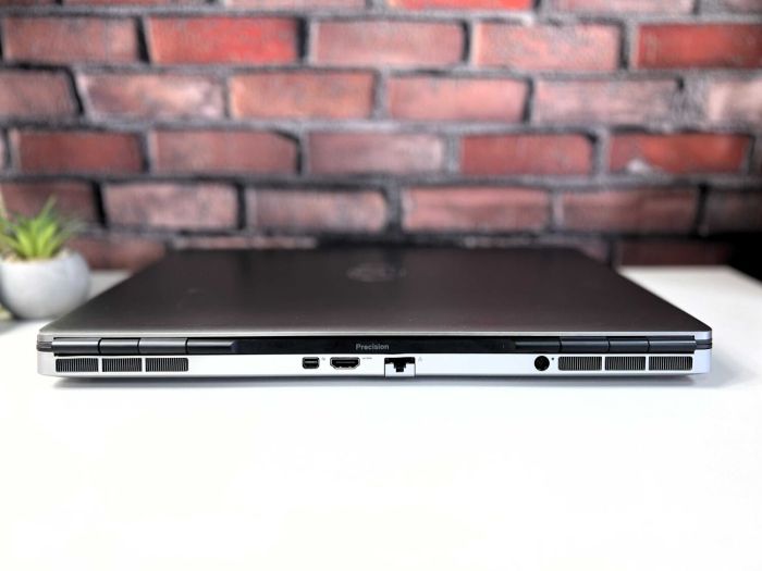 Мобільна робоча станція Dell Precision 7550 / 15,6" (1920x1080) IPS / Intel Core i7-10850H (6 (12) ядер по 2,7 - 5,1 ГГц) / 64 ГБ DDR4 / 1000 ГБ SSD M.2 / nVidia Quadro RTX 5000, 16 ГБ GDDR6, 256-біт / WebCam / Windows 10 Pro б/в - зображення 7