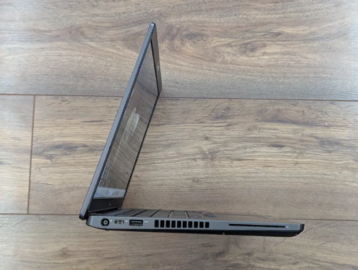 Ультрабук Dell Latitude 5400 / 14" (1920x1080) IPS / Intel Core i5-8365U (4 (8) ядра по 1.6 - 4.1 GHz) / 8 GB DDR4 / 512 GB SSD / Intel UHD Graphics / WebCam / HDMI б/в - зображення 4