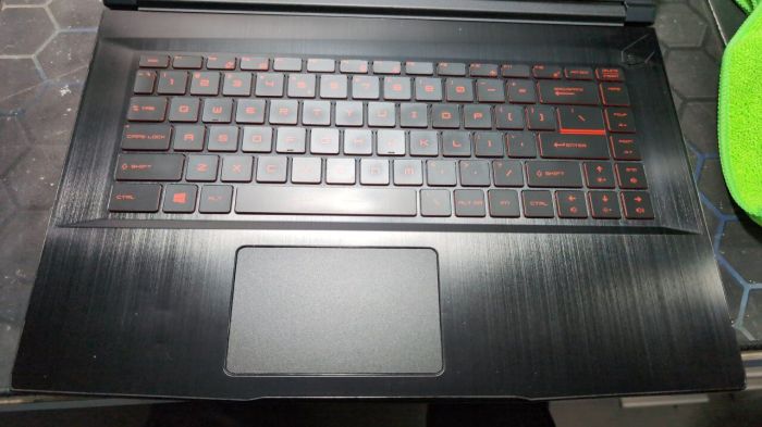 Ігровий ноутбук Б-класу MSI GF63 Thin 9SCXR / 15,6" (1920x1080) IPS / Intel Core i5-9300H (4 (8) ядра по 2,4 - 4,1 ГГц) / 16 ГБ DDR4 / 480 ГБ SSD / nVidia GeForce GTX 1650 Max-Q, 4 ГБ GDDR6, 128-біт / WebCam б/в - зображення 6