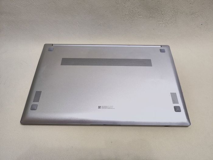 Ноутбук Samsung Galaxy Book 750TDA / 15.6" (1920x1080) TN Touch / Intel Core i5-1135G7 (4 (8) ядра по 4.2 GHz) / 16 GB DDR4 / 512 GB SSD / Intel Iris Xe Max DG1, 4 GB GDDR4, 128-bit / WebCam б/в - зображення 8