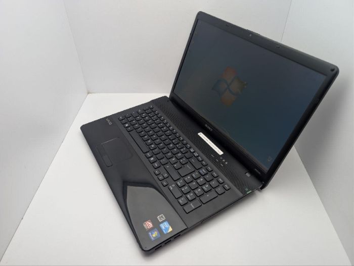 Ноутбук Sony VPC EC3E9E / 17.3" (1600x900) TN / Intel Core i3-370M (2 (4) ядра по 2.4 GHz) / 6 GB DDR3 / 1000 GB HDD / AMD Radeon HD 5470, 512 MB GDDR5, 64-bit / WebCam / DVD-ROM б/в - зображення 7