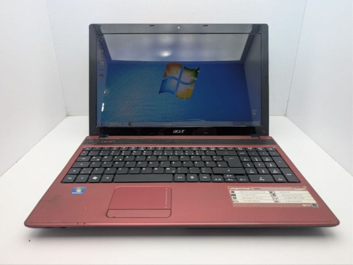 Ноутбук Б-клас Acer Aspire 5253 / 15.6" (1366x768) TN / AMD E-350 (2 ядра по 1.6 GHz) / 6 GB DDR3 / 500 GB HDD / AMD Radeon HD 6310 Graphics / WebCam / DVD-ROM б/в - зображення 2