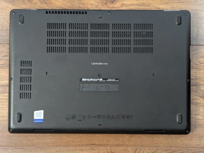 Ультрабук Б-клас Dell Latitude 5490 / 14" (1920x1080) IPS Touch / Intel Core i5-6300U (2 (4) ядра по 2.4 - 3.0 GHz) / 8 GB DDR4 / 256 GB SSD / Intel HD Graphics 520 / WebCam б/в - зображення 8