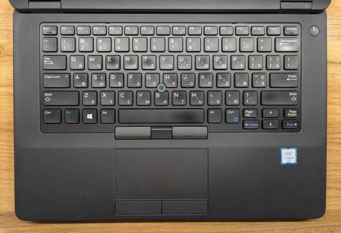 Ноутбук Dell Latitude E5470 / 14" (1920x1080) IPS / Intel Core i5-6300U (2 (4) ядра по 2.4 - 3.0 GHz) / 8 GB DDR4 / 256 GB SSD / Intel HD Graphics 520 / WebCam / Windows 10 б/в - зображення 3