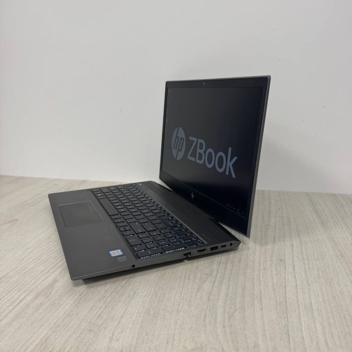Ноутбук HP ZBook 15v G5 / 15.6" (1920x1080) IPS / Intel Core i5-8300H (4 (8) ядра по 2.3 - 4.0 GHz) / 16 GB DDR4 / 256 GB SSD M.2 / Intel UHD Graphics 630 / WebCam б/в - изображение 6
