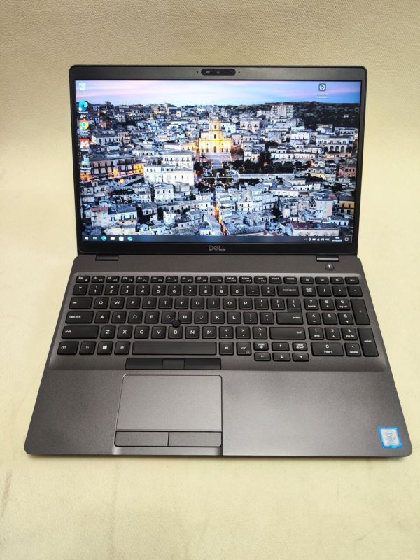 Ультрабук Б-клас Dell Latitude 5501 / 15.6" (1920x1080) IPS / Intel Core i5-9400H (4 (8) ядра по 2.5 - 4.3 GHz) / 16 GB DDR4 / 512 GB SSD / nVidia GeForce MX150, 2 GB GDDR5, 64-bit / WebCam б/в - изображение 2