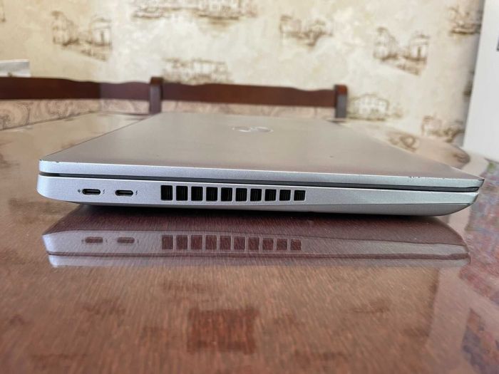 Мобільна робоча станція Dell Precision 3561 / 15,6" (1920x1080) IPS / Intel Core i7-11850H (8 (16) ядер по 2,5 - 4,8 ГГц) / 16 ГБ DDR4 / 256 ГБ SSD / nVidia Quadro T600, 4 ГБ GDDR6, 128-біт / WebCam б/в - изображение 5