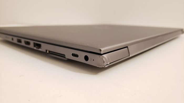 Мобільна робоча станція Б-класу HP ZBook 15u G6 / 15,6" (1920x1080) IPS / Intel Core i7-8665U (4 (8) ядра по 1.9 - 4.8 GHz) / 16 GB DDR4 / 512 GB SSD / AMD Radeon Pro WX 3200, 4 GB GDDR5, 128-bit / WebCam б/в - зображення 6