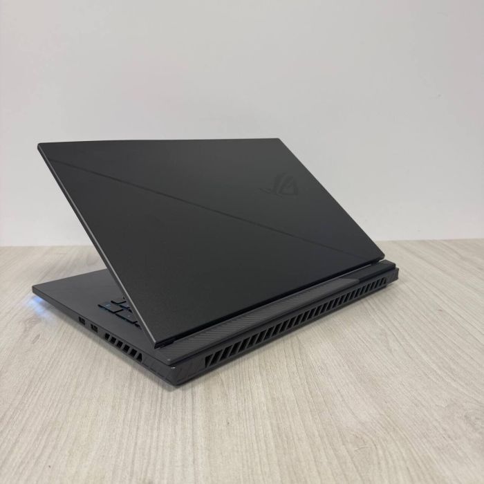 Ігровий ноутбук Asus Rog Strix G18 G814jZR / 18" (2560x1600) IPS / Intel Core i9-14900HX (24 (32) ядра по 1,6 - 5,8 ГГц) / 32 ГБ DDR5 / 1000 ГБ SSD M.2 NVMe / nVidia GeForce RTX 4080, 12 ГБ GDDR6X, 192-біт / Веб-камера б/в - зображення 8