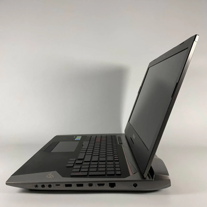 Ігровий ноутбук Asus ROG GL752VS / 17.3" (1920x1080) IPS / Intel Core i7-6820HK (4 (8) ядра по 2,7 - 3,6 ГГц) / 16 ГБ DDR4 / 500 ГБ SSD / nVidia GeForce GTX 1070, 8 ГБ GDDR5, 256-біт / HDMI / WebCam б/в - зображення 5