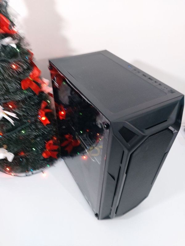 Ігровий ПК 1stPlayer X6 Fire Base Tower / Intel Core i7-6700 (4 (8) ядра по 3,4 - 4,0 ГГц) / 16 ГБ DDR4 / 1000 ГБ SSD / AMD Radeon RX 570, 4 ГБ GDDR5, 256-біт / 550 Вт б/в - зображення 3