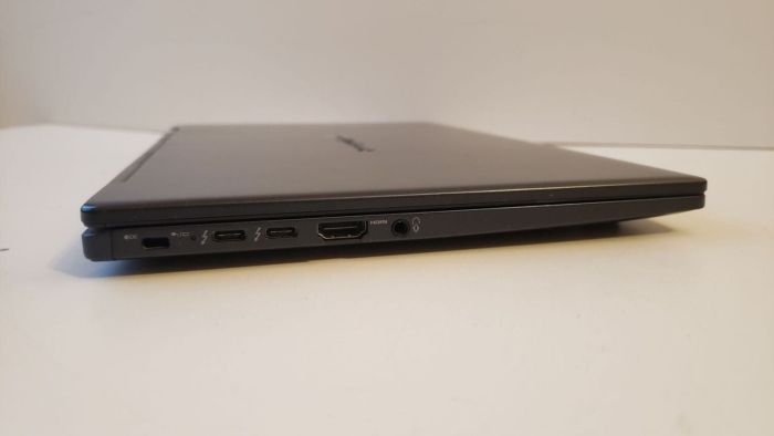 Ноутбук-трансформер Toshiba Dynabook Portege X30W-J / 13.3" (1920x1080) IPS Touch / Intel Core i5-1145G7 (4 (8) ядра по 4.4 GHz) / 16 GB DDR4 / 512 GB SSD M.2 / Intel Iris Xe Graphics / WebCam б/в - зображення 4