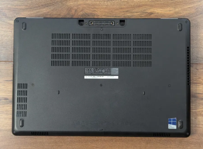 Ноутбук Б-клас Dell Latitude 5570 / 15.6" (1366x768) TN / Intel Core i5-6440HQ (4 ядра по 2.6 - 3.5 GHz) / 8 GB DDR4 / 256 GB SSD / Intel HD Graphics 530 / WebCam б/в - зображення 7