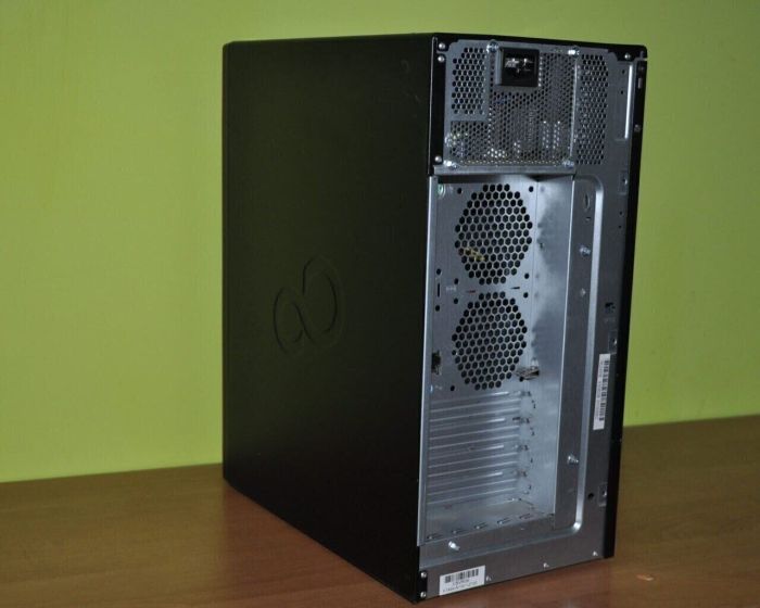 Комп'ютер Fujitsu Esprimo P558 E85 Tower / Intel Core i3-8100 (4 ядра по 3,6 ГГц) / 12 ГБ DDR4 / 4000 ГБ HDD / Intel UHD Graphics 630 / Windows 11 Pro б/в - зображення 7