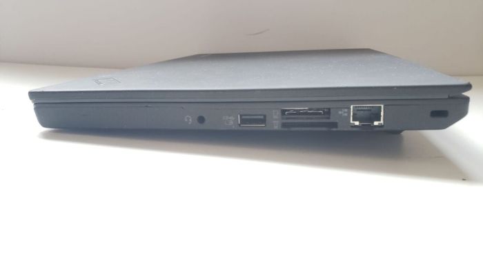 Нетбук Lenovo ThinkPad X240 / 12,5" (1366x768) TN / Intel Core i7-4600U (2 (4) ядра по 2,1 - 3,3 ГГц) / 8 ГБ DDR3 / 500 ГБ SSD / Intel HD Graphics 4400 / Веб-камера / Два АКБ б/в - зображення 5