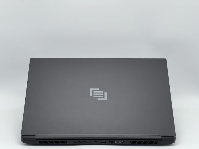 Ноутбук Maingear Vector Pro 2 MG-VCP17A3070, AMD Ryzen 9 5900HX, 32 GB, 480 GB, NVIDIA GeForce RTX 3070, 2560x1440, IPS [SH26031368] БУ - изображение 4