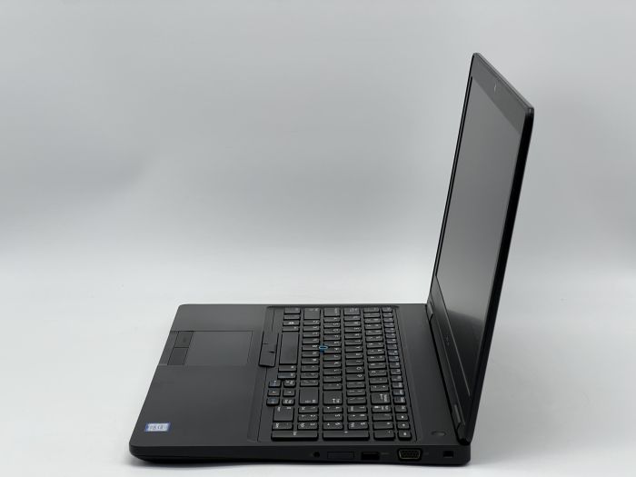 Ноутбук Dell Latitude 5590, i5-7300U, 8 GB, 120 GB, Intel HD Graphics 620, 1366x768, TN [SH2605876] БУ - изображение 3