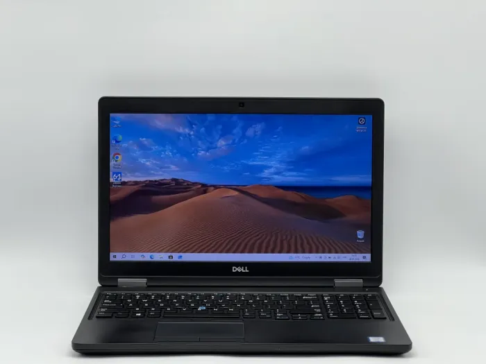 Ноутбук Dell Latitude 5590, i5-7300U, 8 GB, 120 GB, Intel HD Graphics 620, 1366x768, TN [SH26061030] БУ - зображення 1