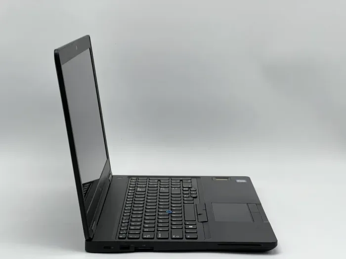 Ноутбук Dell Latitude 5590, i5-8350U, 16 GB, 480 GB, Intel UHD Graphics 620, 1920x1080, IPS [SH2603316] БУ - зображення 2