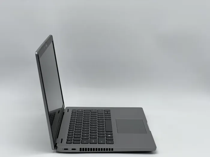 Ноутбук Dell Latitude 5430, i7-1255U, 16 GB, 240 GB, Intel UHD Graphics, 1920x1080, IPS [SH26051083] БУ - зображення 2