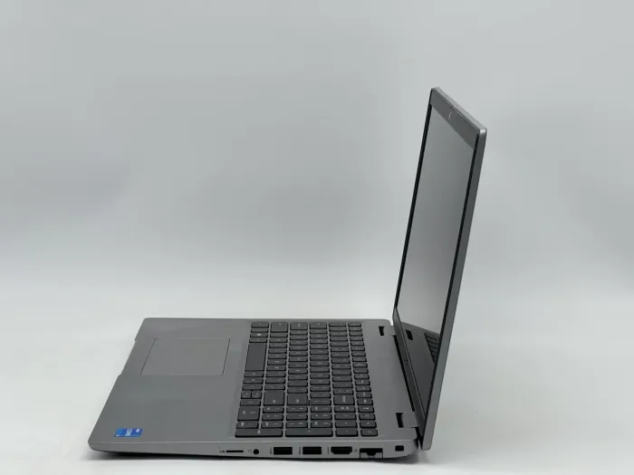 Ноутбук Dell Latitude 5520, i5-1145G7, 16 GB, 240 GB, Intel Iris Xe Graphics, 1920x1080, IPS [SH2608376] БУ - зображення 3