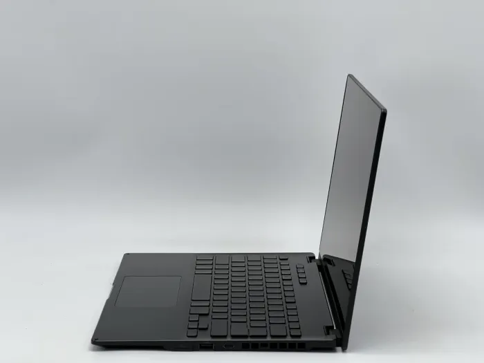 Ноутбук Asus Rog Flow X13 GV301QH-XS98-B\ NVIDIA GeForce RTX 3080 16GB, AMD Ryzen 9 5980HS, 32 GB, 960 GB, NVIDIA GeForce GTX 1650 Max - Q Design, 3840x2400, IPS [TI2607301] БУ - зображення 4