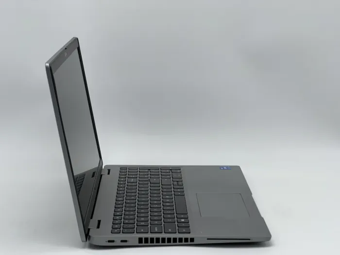 Ноутбук Dell Latitude 5520, i5-1145G7, 16 GB, 240 GB, Intel Iris Xe Graphics, 1920x1080, IPS [SH2505629] БУ - зображення 2