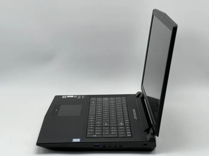 Ноутбук Sager X95 P770DM, i7-6700K, 16 GB, 120 GB, NVIDIA GeForce GTX 980M, 1000 GB, 1920x1080, IPS [SH26041021] БУ - зображення 3