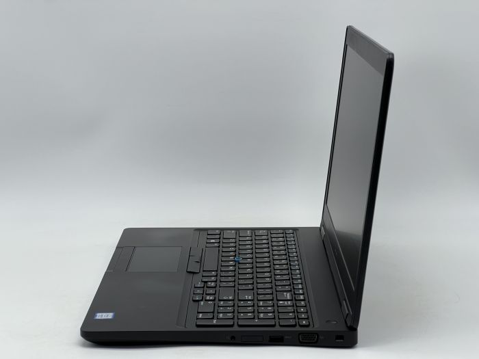 Ноутбук Dell Latitude 5590, i5-7300U, 16 GB, 240 GB, Intel HD Graphics 620, 1366x768, IPS [SH2607332] БУ - изображение 3