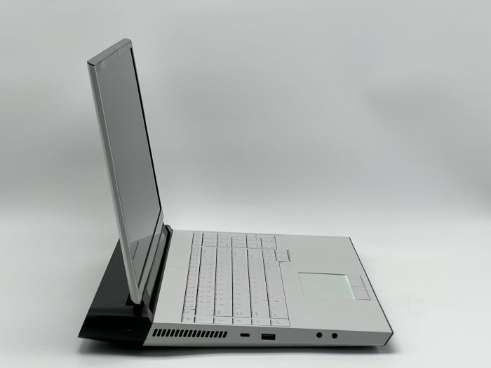 Ноутбук Dell Alienware Area 51m, Intel Core i9-9900K, 32 GB, 960 GB, NVIDIA GeForce RTX 2080, 1920x1080, IPS [SH2509588] БУ - изображение 2