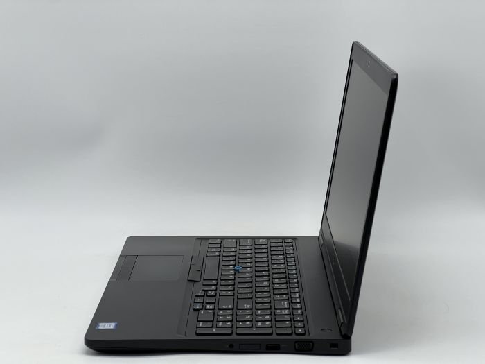Ноутбук Dell Latitude 5590, i5-7300U, 8 GB, 120 GB, Intel HD Graphics 620, 1366x768, TN [SH26061032] БУ - изображение 3