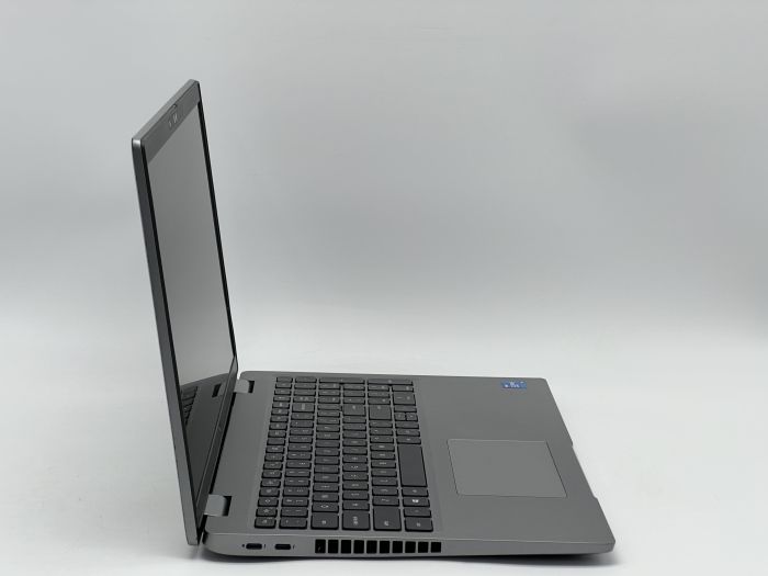 Ноутбук Dell Latitude 5520, i5-1145G7, 16 GB, 240 GB, Intel Iris Xe Graphics, 1920x1080, IPS [SH25121543] БУ - зображення 2