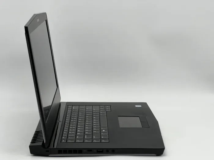 Ноутбук Dell Alienware 15 R3, i5-6300HQ, 16 GB, 480 GB, NVIDIA GeForce GTX 1060, 1920x1080, IPS [SH26051439] БУ - изображение 2