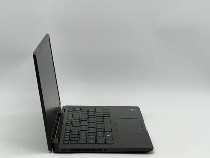 Ноутбук Dell Latitude 7330, i5-1245U, 16 GB, 240 GB, Intel Iris Xe Graphics, 1920x1080, IPS [SH26071019] БУ - зображення 2