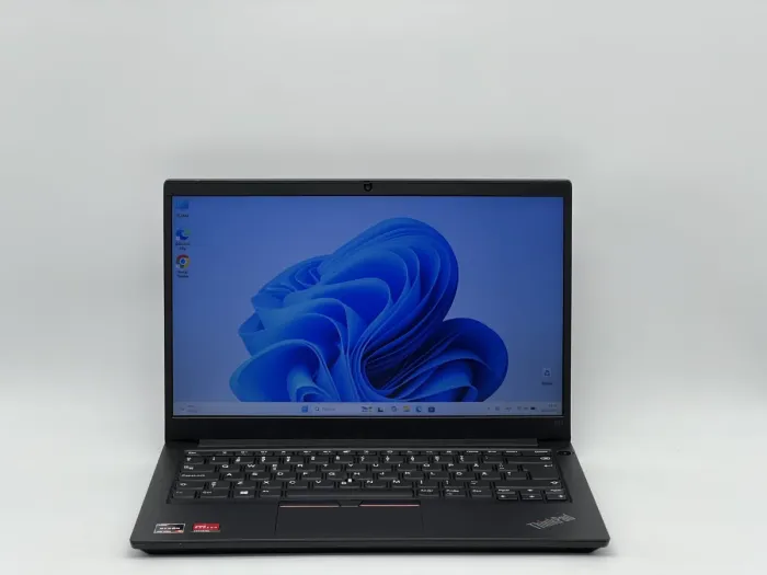 Ноутбук Lenovo ThinkPad E14 Gen2, AMD Ryzen 3 4300U, 8 GB, 240 GB, AMD Radeon Graphics, 1366x768, TN [NS25031780] БУ - зображення 1