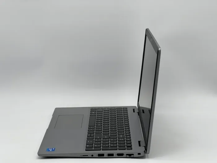 Ноутбук Dell Latitude 5520, i5-1145G7, 16 GB, 240 GB, Intel Iris Xe Graphics, 1920x1080, IPS [SH26051324] БУ - зображення 3