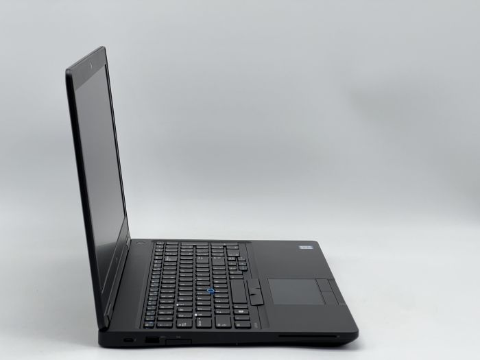 Ноутбук Dell Latitude 5580, i5-6440HQ, 16 GB, 120 GB, NVIDIA GeForce 940 MX, 1366x768, TN [SH26061608] БУ - изображение 2