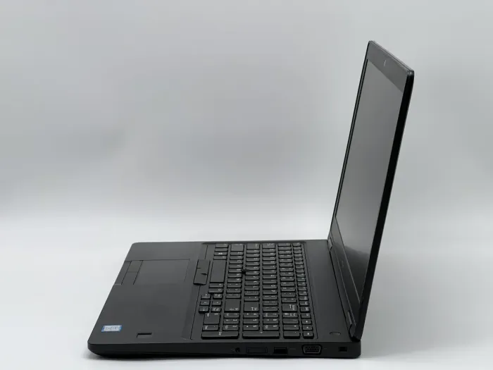 Ноутбук Dell Latitude 5590, i7-8650U, 8 GB, 240 GB, Intel UHD 620, 1920x1080, IPS [SH2602082] БУ - зображення 3