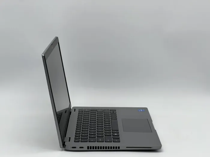 Ноутбук Dell Latitude 5430, i5-1235U, 16 GB, 240 GB, Intel Iris Xe Graphics, 1920x1080, IPS [SH2604647] БУ - зображення 2