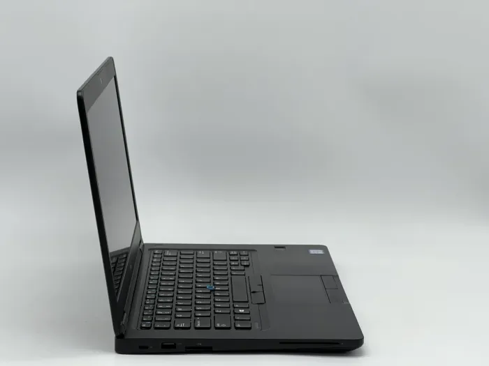 Ноутбук Dell Latitude 5480, i5-6300U, 8 GB, 240 GB, Intel HD Graphics 520, 1366x768, TN [SH26051273] БУ - изображение 2