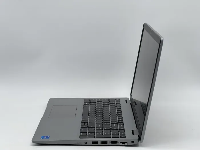 Ноутбук Dell Latitude 5520, i5-1135G7, 16 GB, 240 GB, Intel Iris Xe Graphics, 1920x1080, IPS [SH26041130] БУ - зображення 3