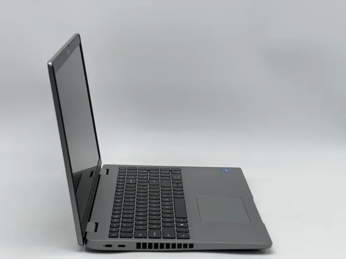 Ноутбук Dell Precision 3560, i5-1145G7, 16 GB, 240 GB, Intel Iris Xe Graphics, 1920x1080, IPS [SH26051098] БУ - изображение 2
