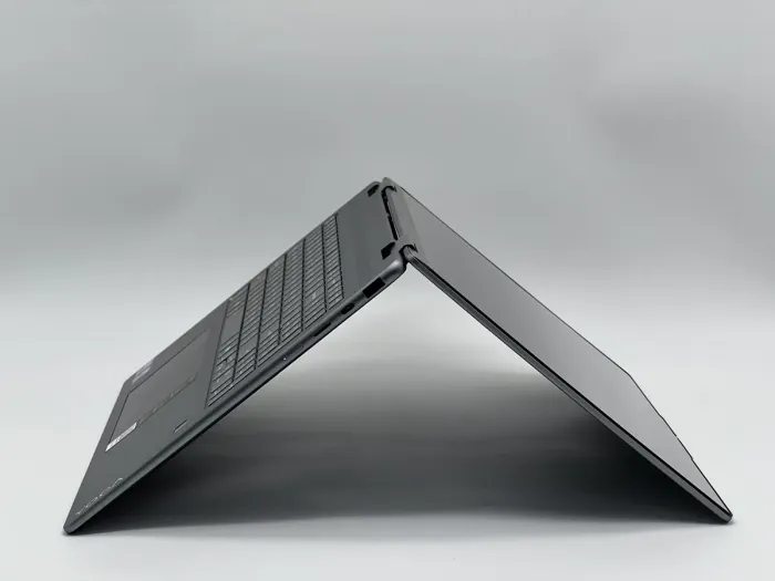Ноутбук Lenovo Yoga 7i 2-in-1, Intel Core Ultra 5 226V, 16 GB, 480 GB, Intel Arc Graphics 130V, 1920x1200, IPS [SH2601421] БУ - зображення 4