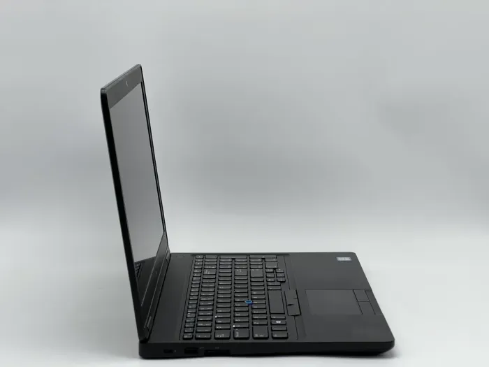 Ноутбук Dell Latitude 5590, i5-8350U, 16 GB, 240 GB, Intel UHD Graphics 620, 1920x1080, IPS [SH2604578] БУ - зображення 2