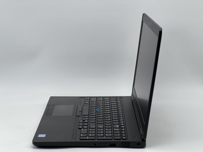 Ноутбук Dell Latitude 5590, i5-7300U, 8 GB, 120 GB, Intel HD Graphics 620, 1366x768, TN [SH26061624] БУ - изображение 3