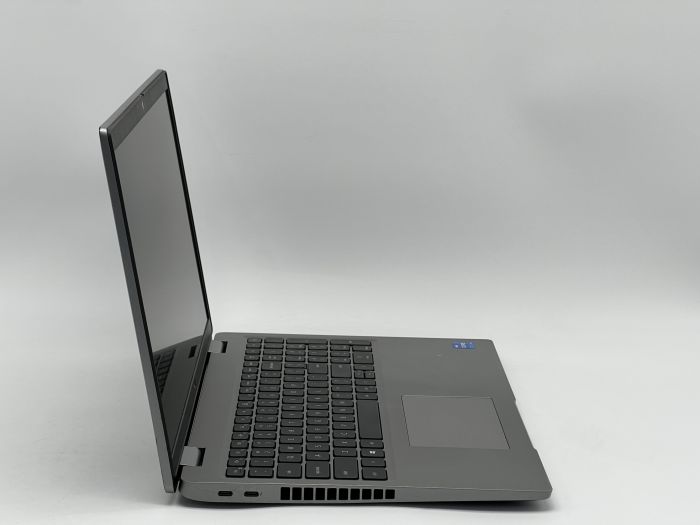 Ноутбук Dell Latitude 5520, i5-1135G7, 16 GB, 240 GB, Intel Iris Xe Graphics, 1920x1080, IPS [SH25121526] БУ - зображення 2